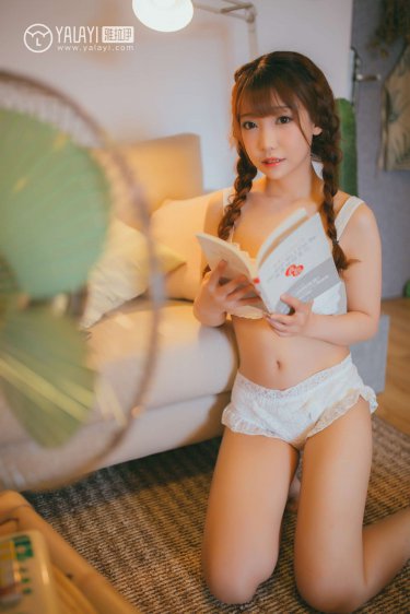 美女吃鸡巴